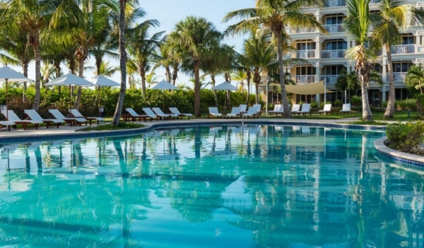 alexandra-resort-grace-bay-pool-view-real-estate