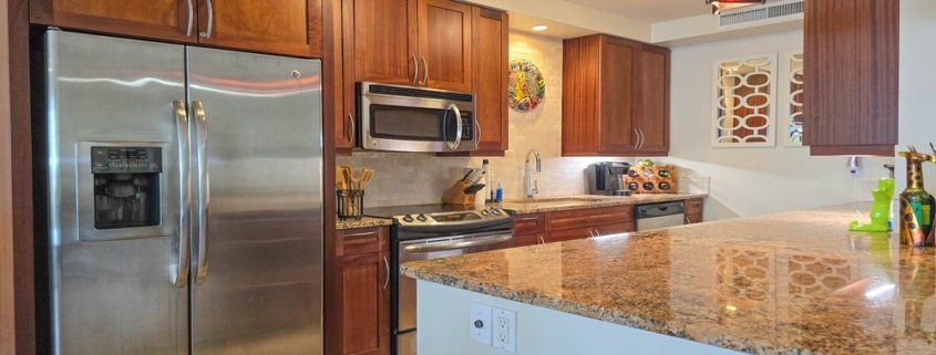 grace-bay-beach-condo-ocean-club-west-suite-513-kitchen