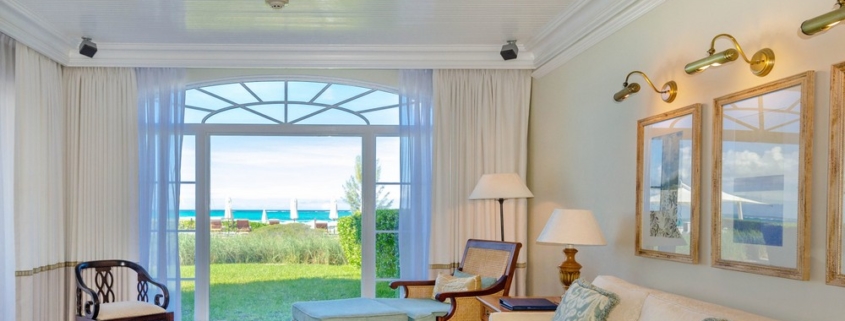 palms-turks-caicos-condo-suite-1107/08 living area outside ocean view