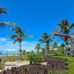 pinnacle-suite-303-3-bed-grace-bay-beachfront-condo location of condo proximity to beach view