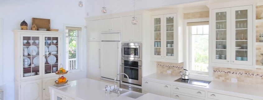 providenciales-oceanfront-home-chalk-sound kitchen