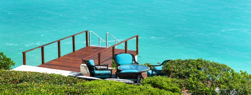 turks-caicos-waterfront-villa-alainn-chalk-sound-outdoor seating and deck view