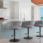 turks-caicos-waterfront-villa-alainn-chalk-sound-kitchen bar