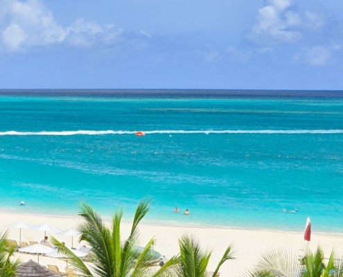 beachfront-residence-pinnacle-grace-bay-suite-307-view from balcony