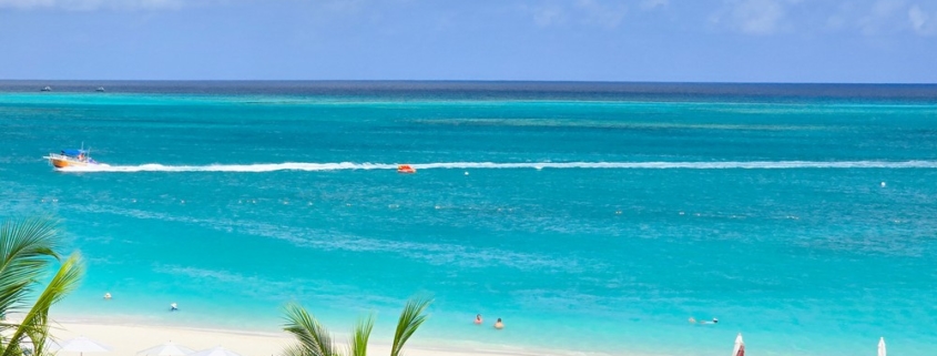 beachfront-residence-pinnacle-grace-bay-suite-307-view from balcony