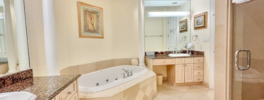 beachfront-residence-pinnacle-grace-bay-suite-307-primary bathroom