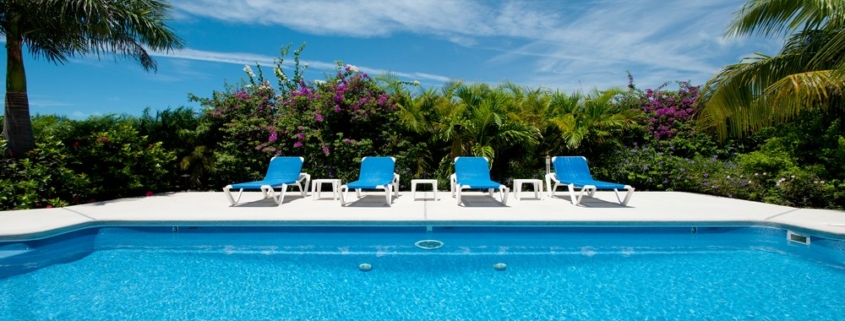 turks-caicos-grace-bay-townhome pool sundeck