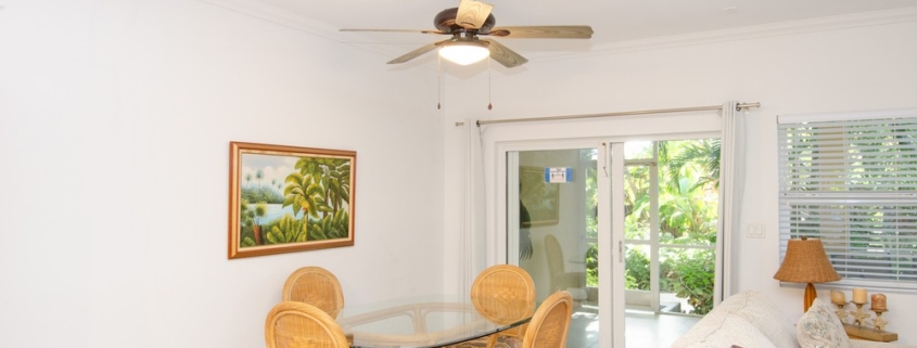 turks-caicos-grace-bay-townhome unit B2 dining area