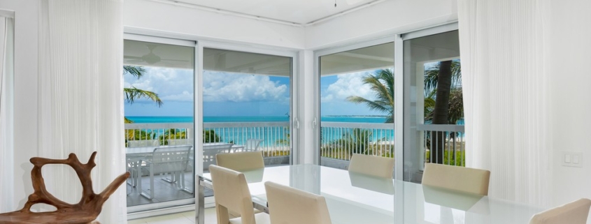 Le-Vele-suite-301-grace-bay-beachfront-condominium-dining room