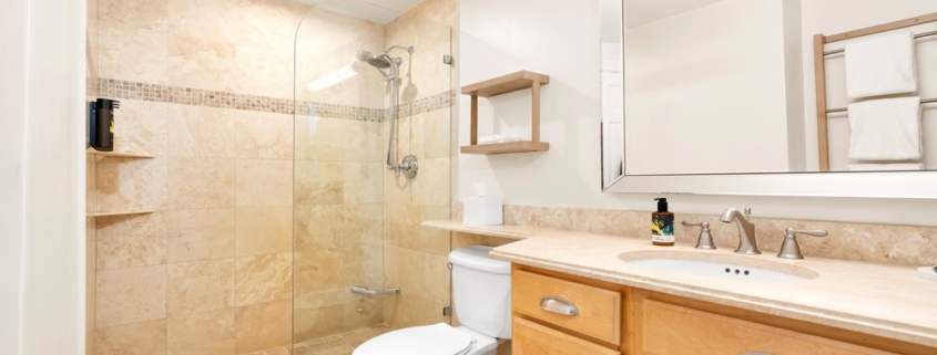 sands-a-grace-bay-one-bedroom-condo-suite-5101-bathroom