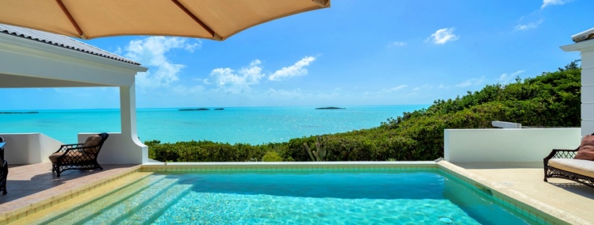 le-mer-turtle-tail-oceanfront-villa-pool