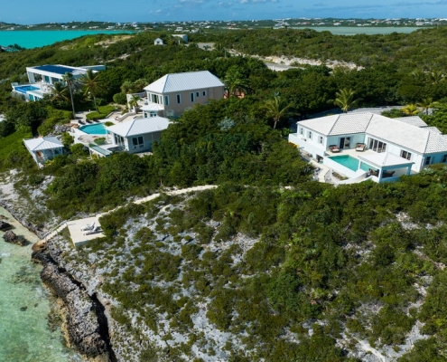 le-mer-turtle-tail-oceanfront-villa-drone view from side