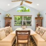 le-mer-turtle-tail-oceanfront-villa-dining area