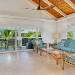 ocean-club-1-bedroom-condo-suite-5304-living area