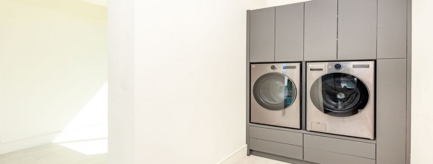 casa-verde-luxury-turks-caicos-canal-estate-laundry area