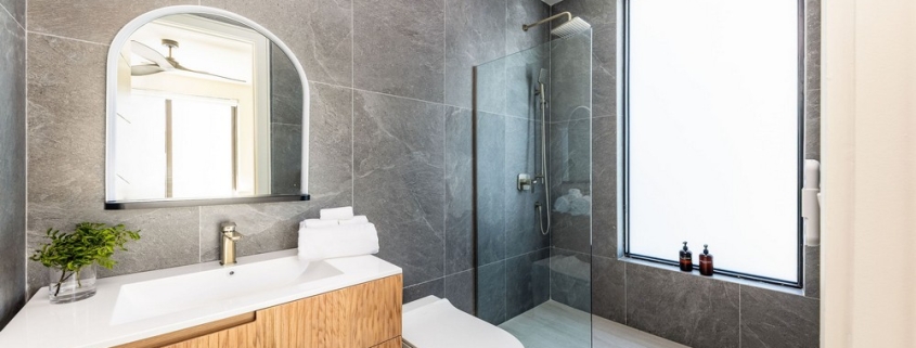 casa-verde-luxury-turks-caicos-canal-estate-ensuite bathroom with shower