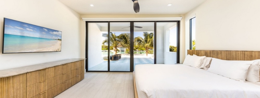 casa-verde-luxury-turks-caicos-canal-estate-bedroom