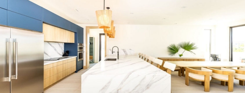 casa-verde-luxury-turks-caicos-canal-estate- main villa kitchen area