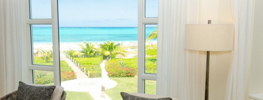 grace-bay-beachfront-1 bedroom-condo-suite 304-grace bay views