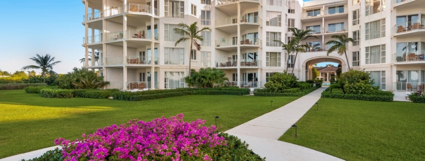 grace-bay-beachfront-west bay club exterior view of property