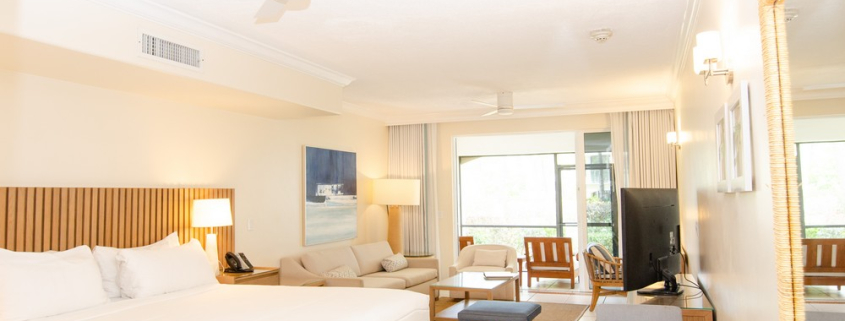 sands-at-grace-bay-studio-suite-6104-one-bedroom-view of living sleeping space